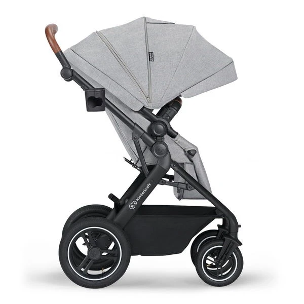 Kinderkraft B-TOUR 3in1 Kinderwagen Light Grey Inkl. Autositz, Adapter, Fußsack, & Regenschutz 10 Kinderkraft B-TOUR 3in1 Kinderwagen Light Grey Inkl. Autositz, Adapter, Fußsack, & Regenschutz – Bild 10