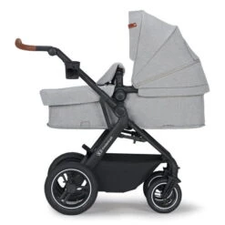 Kinderkraft B-TOUR 3in1 Kinderwagen Light Grey Inkl. Autositz, Adapter, Fußsack, & Regenschutz 17 Kinderkraft B-TOUR 3in1 Kinderwagen Light Grey Inkl. Autositz, Adapter, Fußsack, & Regenschutz -Kinderreise Angebote Store 5902533918959 3