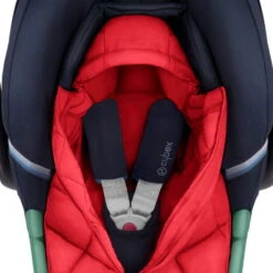 Cybex Snogga Mini 2 Hibiscus Red Fußsack 16 Cybex Snogga Mini 2 Hibiscus Red Fußsack -Kinderreise Angebote Store cyb 22 eu x000 atons2 snoggamini2 ocbl hibr print medium