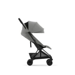 CYBEX Coya Chrome Matt Black Mirage Grey 15 CYBEX Coya Chrome Matt Black Mirage Grey -Kinderreise Angebote Store cyb 23 int y270 coya migr mabl canopy