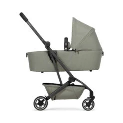 Joolz Aer+ Wanne Sage Green 7 Joolz Aer+ Wanne Sage Green -Kinderreise Angebote Store joolz aer cot side view sage green