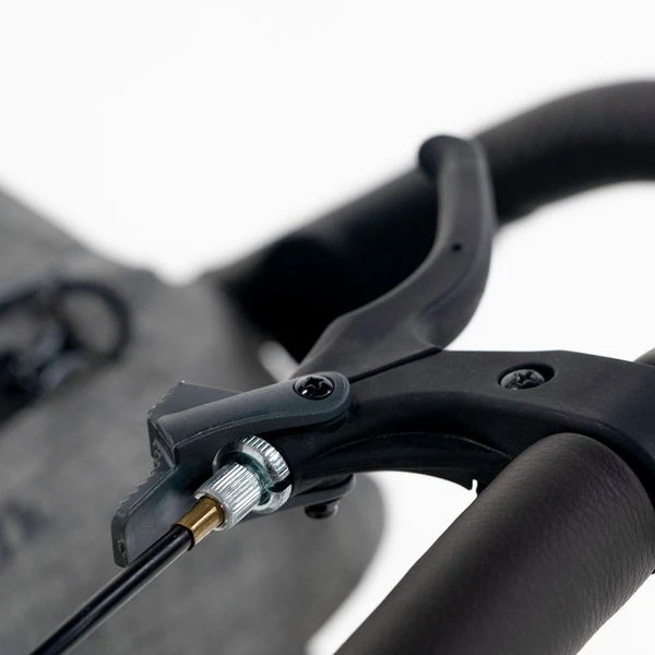 Tfk Mono 2 Sportwagen Mit Luftrad-Set Olive 9 Tfk Mono 2 Sportwagen Mit Luftrad-Set Olive – Bild 9